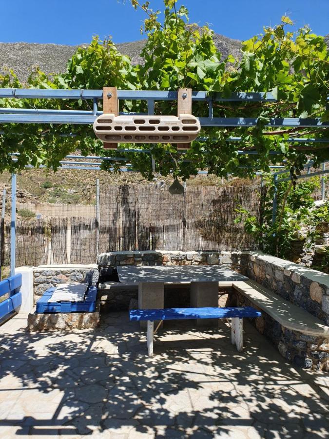 Orea Thea, Emborios, Kalymnos * Emborios